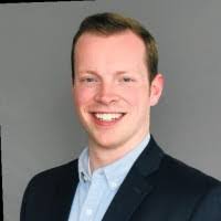 Riley Pierce's Instagram, Twitter & Facebook