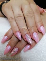 Maybe you would like to learn more about one of these? Ruzove Perletove Zdobeni S Kaminky Gelove Nehty Martina Facebook