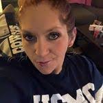 Carrie Badillo's Instagram, Twitter & Facebook