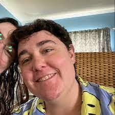 Daniel Heskett's Instagram, Twitter & Facebook