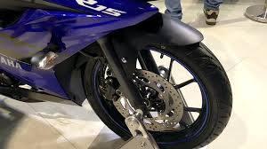 The picture is more delicate and the text is clearer. Auto Expo 2018 Yamaha Yzf R15 V3 Released In India At Inr 1 25 Lakh