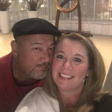 Robert Pounds's Instagram, Twitter & Facebook