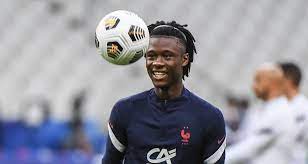 Quand liverpool remportera la premier league, je suis presque sûr qu'un de leurs joueurs raflera en même temps le prix du joueur de la saison. Equipe De France Camavinga Plus Jeune International Depuis 1918