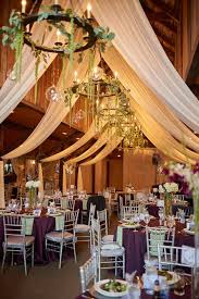 Pin De Carolineshealy Em Wedding Decor Floral Festas De Casamento Decoracao De Casamento Casamento Rustico