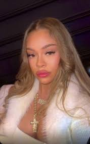 Omgggg,,,,,I wish I was there 👀😘 #VideoInComments #CheckComments