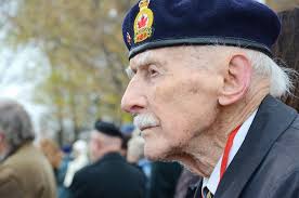 Aurora remembers veterans' sacrifices at service