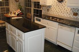 The eht staff came across an interesting paint system at the 2009 national hardware show that offered a way to decorate an existing countertop surface to look like granite. Get The Granite Countertop Look Laminate Countertops
