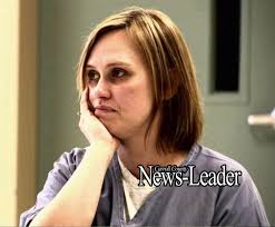 Family Pushes for Change to Felony Murder Law Savannah Williams is urging  Tennessee lawmakers to change the felony murder law that gave her mother,  Teresa Deion Harris, a life sentence without parole