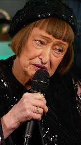 Sheila Bounds's Instagram, Twitter & Facebook