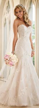 Stylishly discount trumpet & mermaid wedding dresses can be found at tbdress.com in exclusive fabrics and details. Belle The Magazine The Wedding Blog For The Sophisticated Bride Trendy Wedding Dresses Wedding Dresses Mermaid Sweetheart Wedding Dresses Lace