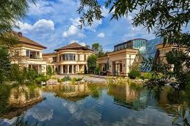 Most Expensive Homes In Russia Balcan Expres Mansions Expensive Houses Tuscan House
