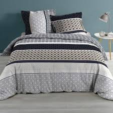 Housse de couette, drap, taie d'oreiller… nous déclinons notre linge de lit avec toujours le souci de l'élégance et du confort. Housse De Couette Eminza