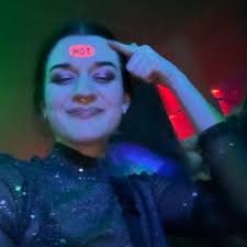 Sarah Howie (@SarahHowwie)