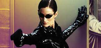 Matrix 4 Neue Set Bilder Deuten Trinitys Geheimnisvolles Schicksal An