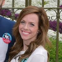 Kelly Borkowski's Instagram, Twitter & Facebook