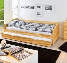 Disponibile in numerose dimensioni, il modello è previsto con rivestimento in tessuto in diverse colorazioni a catalogo. Divano Letto Con Secondo Letto Ad Estrazione In Legno Naturale Doghe Incluse 199 Https Www Zenzeroshop It Divano Letto Con Secon Home Decor Furniture Decor