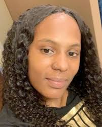 Kari Woodruff's Instagram, Twitter & Facebook