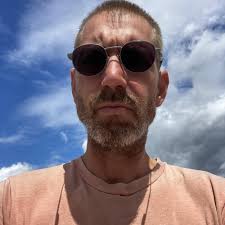 Have ya'll followed my IG? 🫣