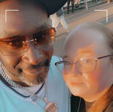 Looking for a landscaper to trim a large laurel hedge