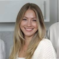 10 "Isabel Voss" profiles