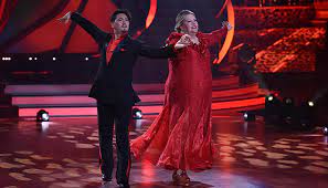 Let's dance soll auch 2021 wieder millionen fans begeistern. Let S Dance Wer Ist Raus In Show 7 Loiza Hat S Erneut Erwischt