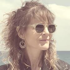 Fuera el covid y bienvenida la nueva era de la educación!”