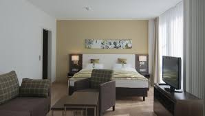 The a995 and a8 motorways are within. Holiday Inn Munchen Unterhaching Unterhaching