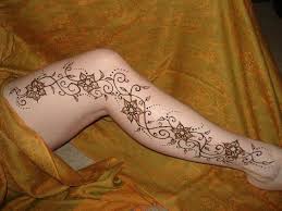 Step by step henna tattoo art pictures & ideas for legs seem quite classy and also can certainly make any specific female feel as if a queen. 50 Intricate Henna Tattoo Designs Cuded Henna Tattoo Designs Henna Leg Tattoo Leg Henna Designs