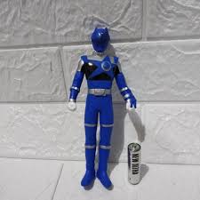 Setelah tahun lalu publik hiburan tanah air cukup dibuat senang dengan berita bahwa pemuda kelahiran indonesia, yoshi sudarso, mendapat peran sebagai koda si ranger biru dalam serial televisi power rangers dino charge. Jual Bandai 2017 Action Figure Power Rangers Biru Kota Batam Bbc Shop Tokopedia