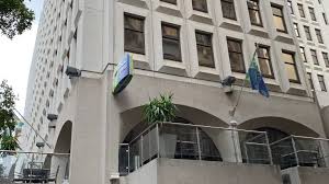 Free buffet breakfast and free wifi in public areas are also provided. Holiday Inn Express Cape Town City Centre Kapstadt Holidaycheck Westkap Sudafrika