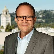 Roger Berning's Instagram, Twitter & Facebook