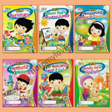Melainkan perlu juga dilatih untuk si kecil bisa mengetahui dan menerapkan cara menulis huruf hijaiyah / arab dengan baik. Paket 6 Buku Anak Paud Belajar Berhitung Huruf Hijaiyah Menggunting Mewarnai Dll Shopee Indonesia