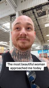 Happy Valentine's Day my love @lainabearrknee #valentinesday #valentine  #husbandandwife #🍃 #cleanglass