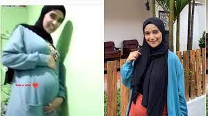 Kakak ipar riho ini mengunggah sebuah kutipan yang menguatkan di saat seseorang mengalami ujian. Nadya Mustika Pamer Perut Buncit Kehamilan Istri Rizki D Academy Mulai Kelihatan Berapa Bulan Tribun Kaltim