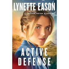 Holiday Hideout: A Riveting Western Suspense (Rose Mountain Refuge Book 2)  eBook : Eason, Lynette: Amazon.ca: Kindle Store