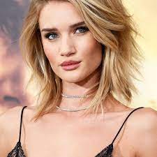 Nowadays' most popular hairstyle is absolutely short haircuts. 30 It Girl Approved Short Haircuts For Fine Hair