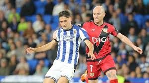 Rayo Vallecano y Real Sociedad miden sus fuerzas en un duelo de necesidades cruzadas