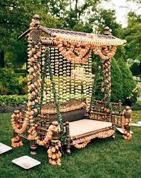 Bridal Bed To The Mehndi Swing Bridal Seat Ideas From Rent Real Weddings To Spruce Up Your Mehndi Decor Witty Vows Indian Wedding Decorations Desi Wedding Decor Wedding Stage Decorations