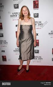 Frances conroy foi confirmada como integrando o elenco da décima temporada de ryan murphy e brad falchuk 's american horror story. Frances Conroy Image Photo Free Trial Bigstock