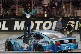 April 1, 1993nascar champ alan kulwicki is killed in a plane crashin 1991, relative newcomer alan. Nascar S Kevin Harvick Turning Season To Forget Into One Worth Remembering Las Vegas Review Journal