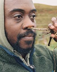 You have to grow things that are tough and become tough yourself,  especially in winter."⁠ ⁠ This month we spoke to Alexander Thompson-Byer  (@growing.in.the.wind) about life