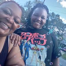 Edith Cross (@edithcross) • Instagram photos and videos