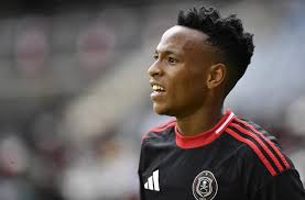 NEWS: Relebohile Mofokeng Should Not Be Pressured To Go Overseas, Says Former Orlando Pirates Boss Augusto Palacios | Hollywoodbets Sports Blog