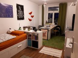 Zimmer Gesamt Bett Eingefahren Abends Wg Zimmer Zimmer Haus Deko