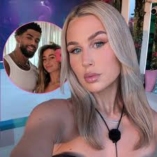 Love Island's Sophie has shared her thoughts after her Villa bae Dylan  re-coupled with her bestie Mimi. "I'd never ask somebody to choose between  friendship and love," Sophie told 9Entertainment. "Maybe if