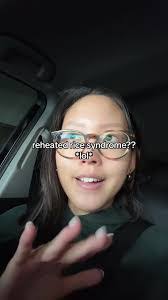 Sarah Zhou's Instagram, Twitter & Facebook