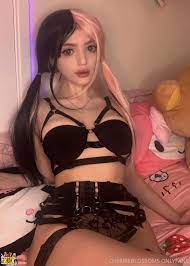 Cherrieblossom nude - 49 photos