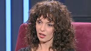 «είναι μια σοκαριστική ηλικία που την λέω για να την πιστεύω. Eidhseis Me 8ema Dhmhtra Papadhma Yupiii Gr