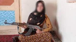 Os talibãs ganharam» dn.pt portuguese world news data 170 countries. Afghan Girl Kills Two In Fightback Against Taliban Bbc News