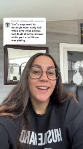 Replying to @sadie.brandt0 detangling curly hair